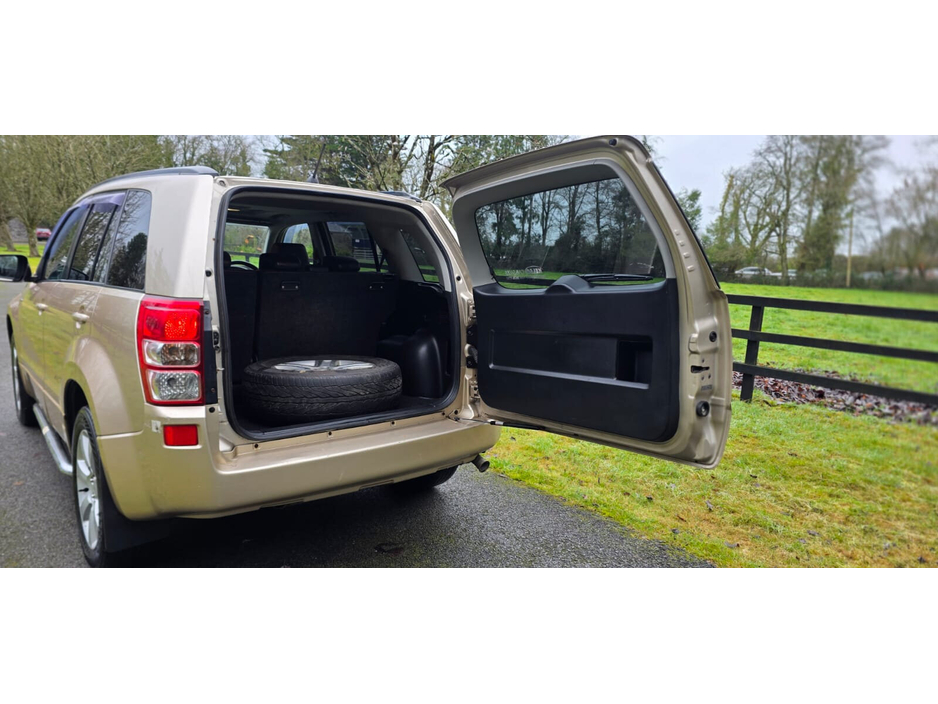 2011 Suzuki Grand Vitara 1.9 TD €5,950