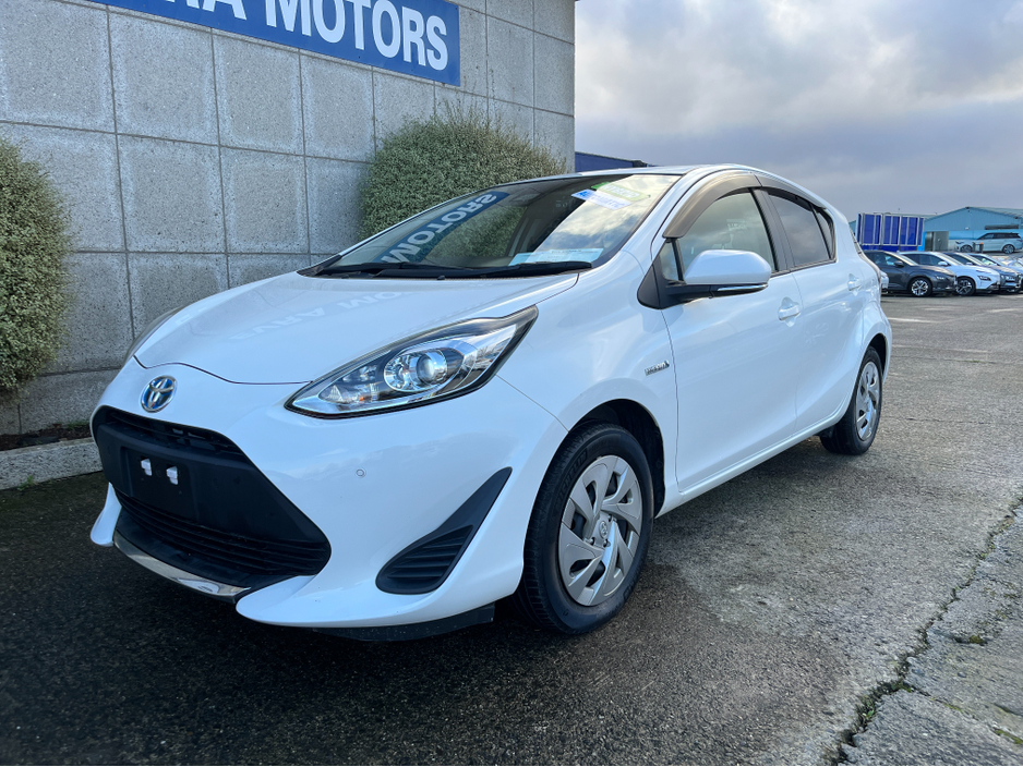 2020 Toyota Aqua AUTOMATIC HYBRID 1.5 PETROL //KEYLESS ENTRY//REVERSE CAMERA// €13,950