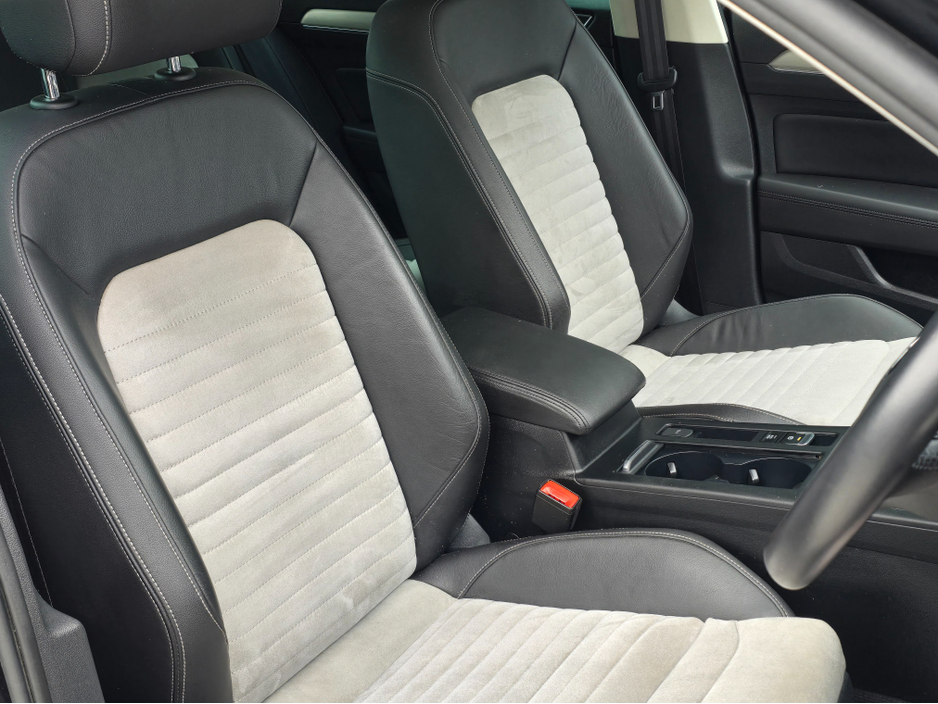 2019 Volkswagen Passat VW PASSAT GT 2.0 150BHP PAN ROOF ONLY 15K MILES!!!!!!LIKE NEW!!!! €26,995