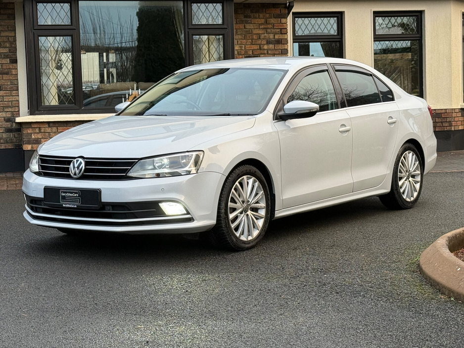 2017 Volkswagen Jetta 2.0 TDI 110HP Highline €12,950