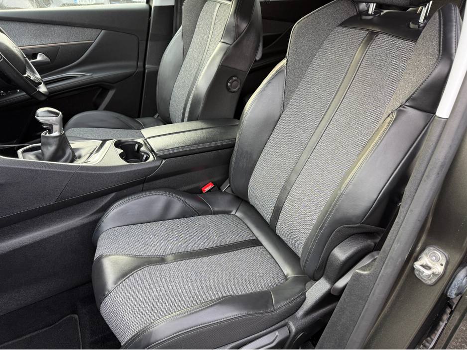 2020 Peugeot 5008 ALLURE 1.5 BLUE HDI €21,950