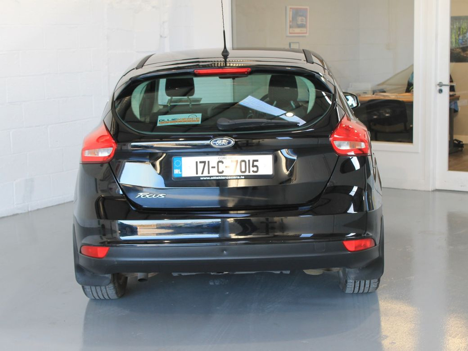 2017 Ford Focus Titanium1.5td 95PS 6SPD 4DR €12,250