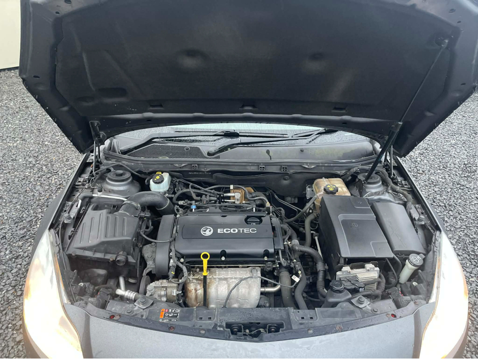 2011 Vauxhall Insignia 1.8 VVT-I EXCLUSIVE 138BHP LOW KM €3,450