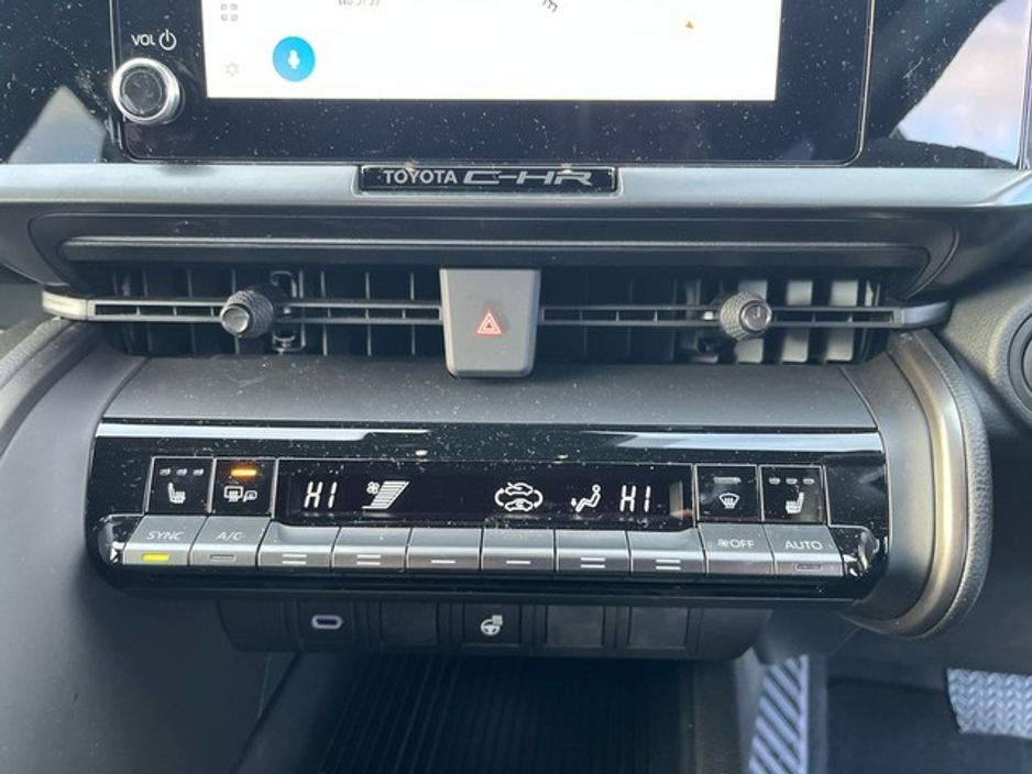 2025 Toyota C-HR C-HR PHEV SPORT €38,800