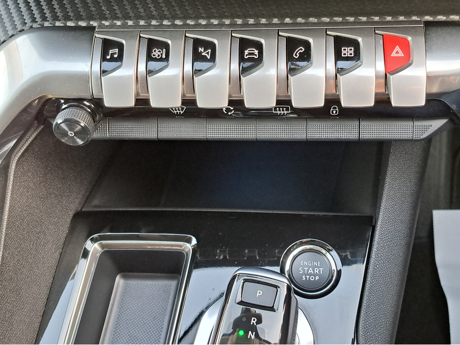 2022 Peugeot 3008 ALLURE 1.5TD 130BHP **8 SPEED AUTOMATIC** €31,500