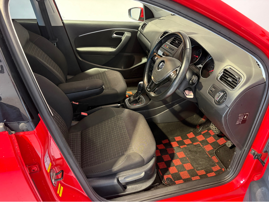 2016 Volkswagen Polo AUTO - 2 YEAR NCT - REVERSE CAMERA €11,950