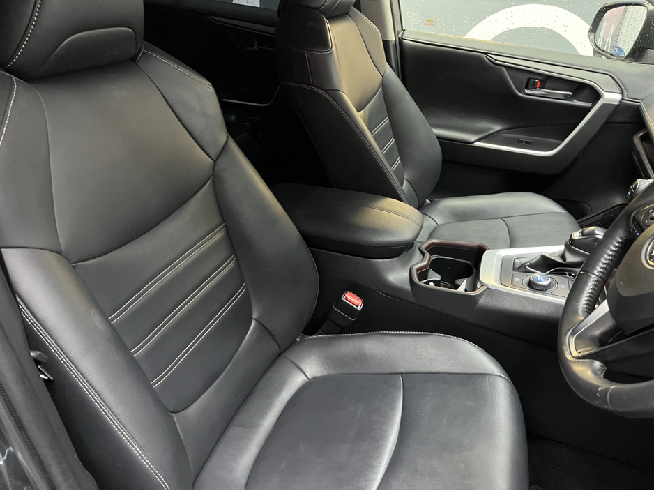 2020 Toyota Rav4 €30950! 2020 TOYOTA RAV4 HYBRID G 2.5 AUTOMATIC / CRUISE CONTROL / REVERSE CAMERA / ELECTRIC MEMORY & HEATED SEATS / HEATED STEERING WHEEL €30,950