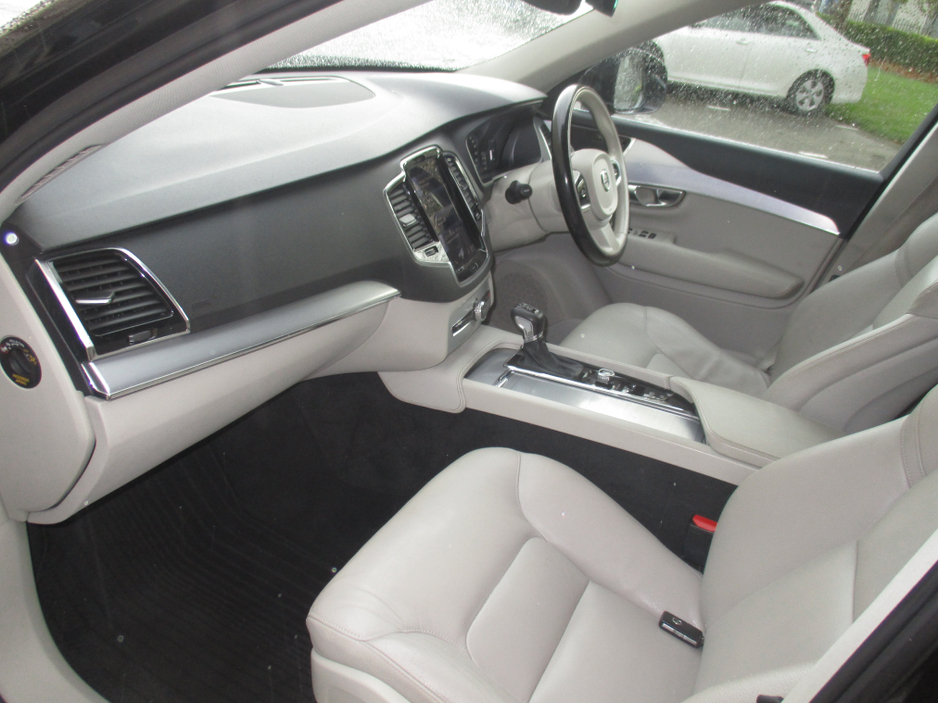 2018 Volvo XC90 D5 AWD MOMENTUM GT 5DR AUTO €29,950