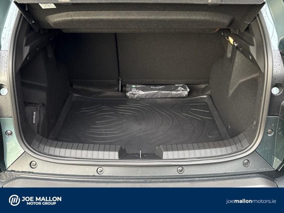 2026 Dacia Duster HEV 155 Extreme €37,000