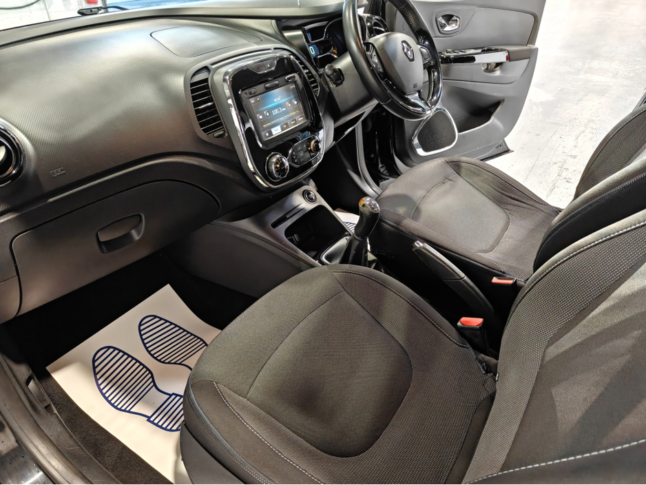 2015 Renault Captur 0.9 TCE 90 D-QUE S M- MEDIANAV 5DR M-NV NRG €9,250