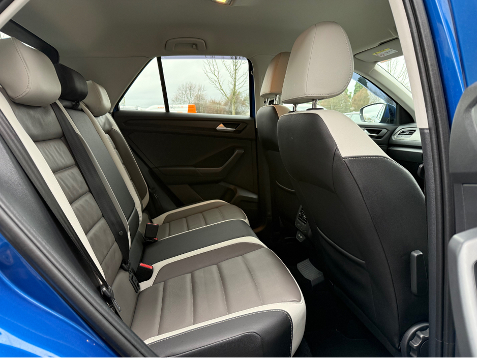 2022 Volkswagen T-Roc DESIGN 1.0 TSI 110HP 5DR €23,950