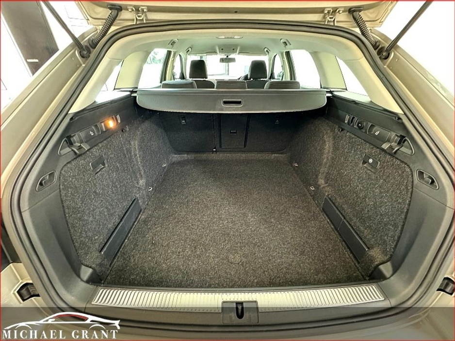 2018 Skoda Superb 1.6 TDI 120BHP STYLE ESTATE / IRISH CAR / FULL HISTORY €18,950