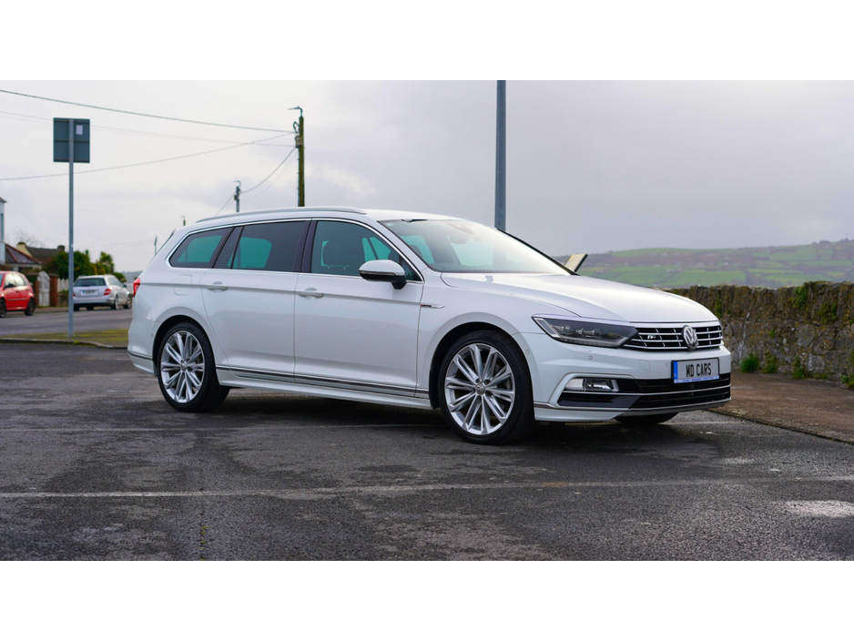 2016 Volkswagen Passat  €17,950