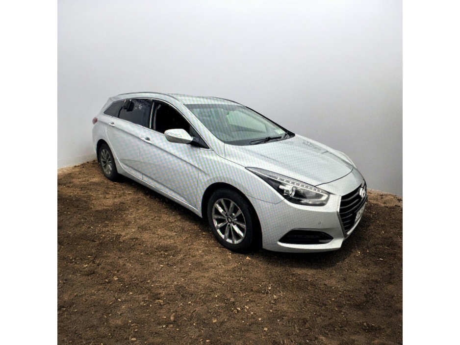 2017 Hyundai i40 Comfort 1.7 Diesel €9,888