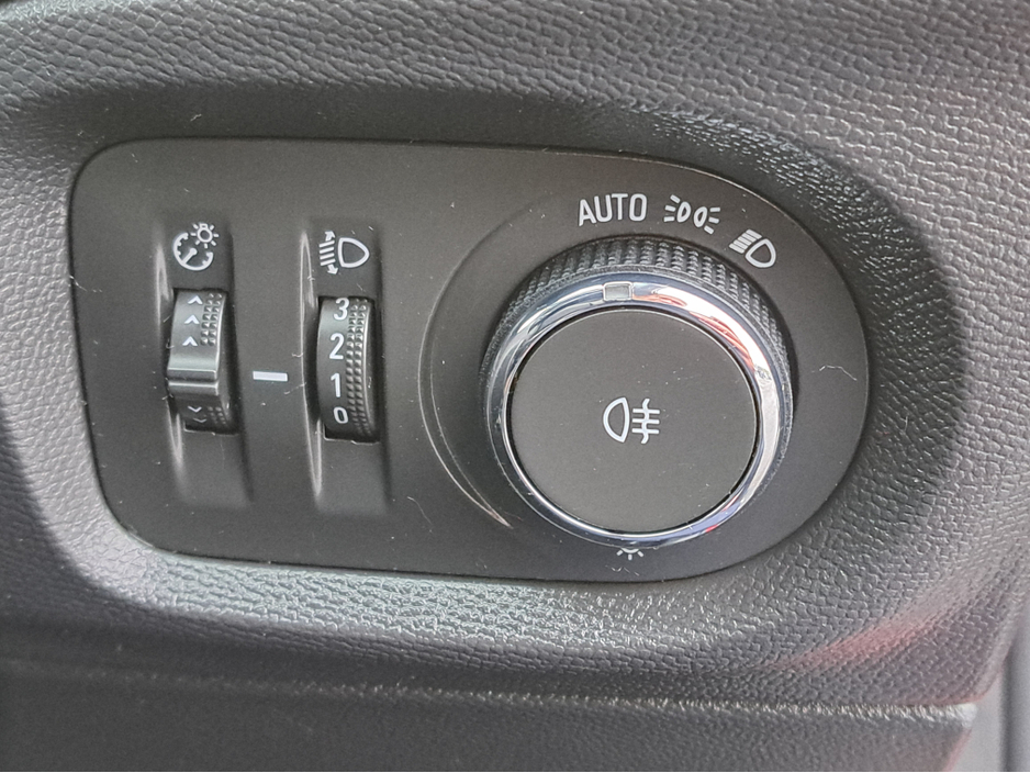 2022 Opel Corsa SC 1.2 75BHP **LED HEADLIGHTS** €16,500