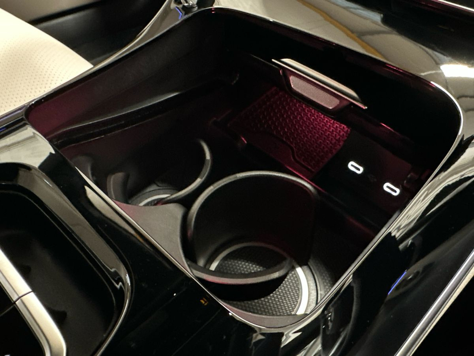 2026 Mercedes-Benz CLE CLE220 D Cabrio Premium AMG Line + €97,997