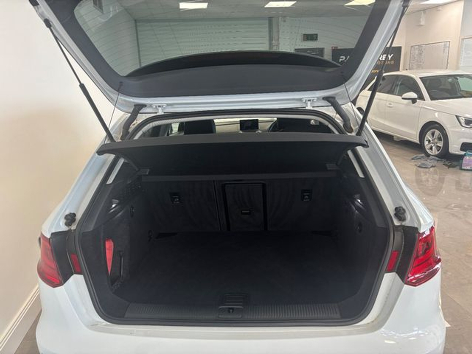 2016 Audi A3 1.4 TFSI 150BHP S TRONIC SE €14,450