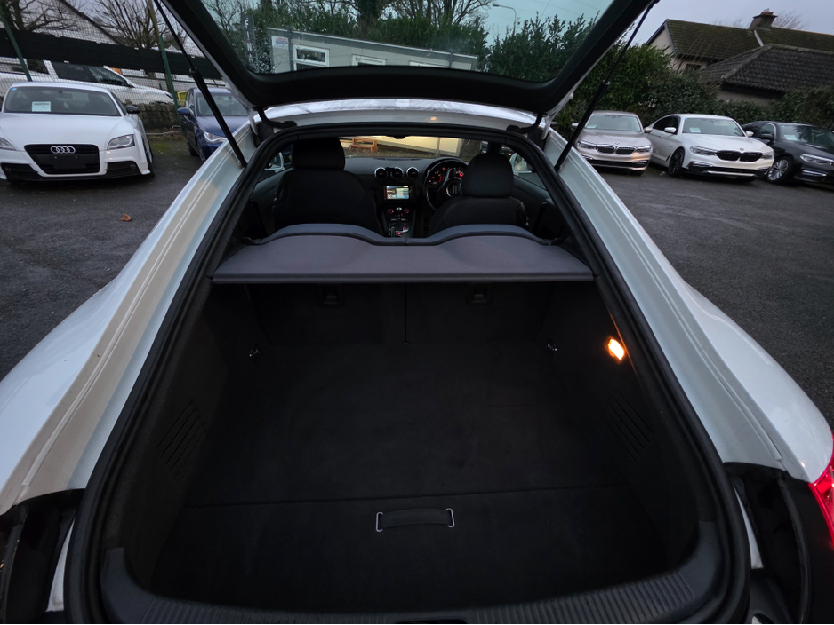 2013 Audi TT LOW KLM 1.8 TFSI AUTOMATIC  REV CAMERA ALLOYS SIMI DEALER €14,450