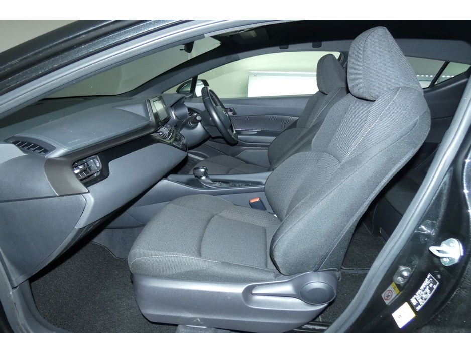 2019 Toyota C-HR 1.8 HYBRID SPORT *REVERSE CAM*PRIVACY GLASS* €21,490