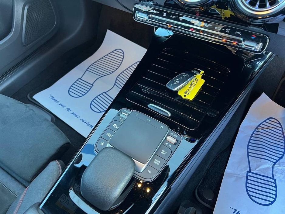 2021 Mercedes-Benz A Class A200d AMG-LINE PREMIUM PLUS // VIRTUAL COCKPIT // LEATHER/ALCANTARA HEATED SEATS // ADAPTIVE CRUISE CONTROL €32,900