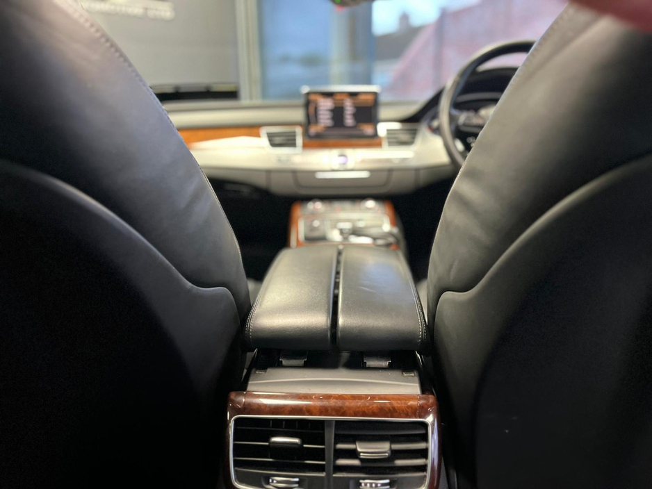 2011 Audi A8 3.0 TDI QTIP EXECUTIVE SE 246 BHP 4DR A EXE €9,900