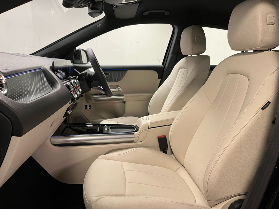 2026 Mercedes-Benz GLA Class 250e Progressive - 18 Inch Alloys - Reversing Camera - Ambient Lighting - Sat Nav - Climate Control - Heated Seats - Keyless Start - Apple CarPlay/Android Auto €64,367