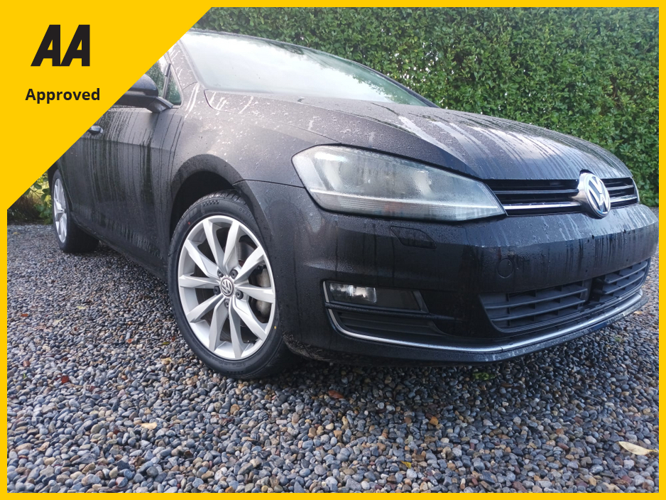 2016 Volkswagen Golf 1.4 TSI HIGHLINE AUTOMATIC SPORTS VELOUR INTERIOR SPORTS ALLOYS  WIND DEFLECTORS LARGE TOUCH SCREEN RADIO FACTORY IMMOBILISER CRUISE CONTROL FRONT & REAR DASHCAM JUST FULLY SERVICED 2 YEARS NCT €16,949