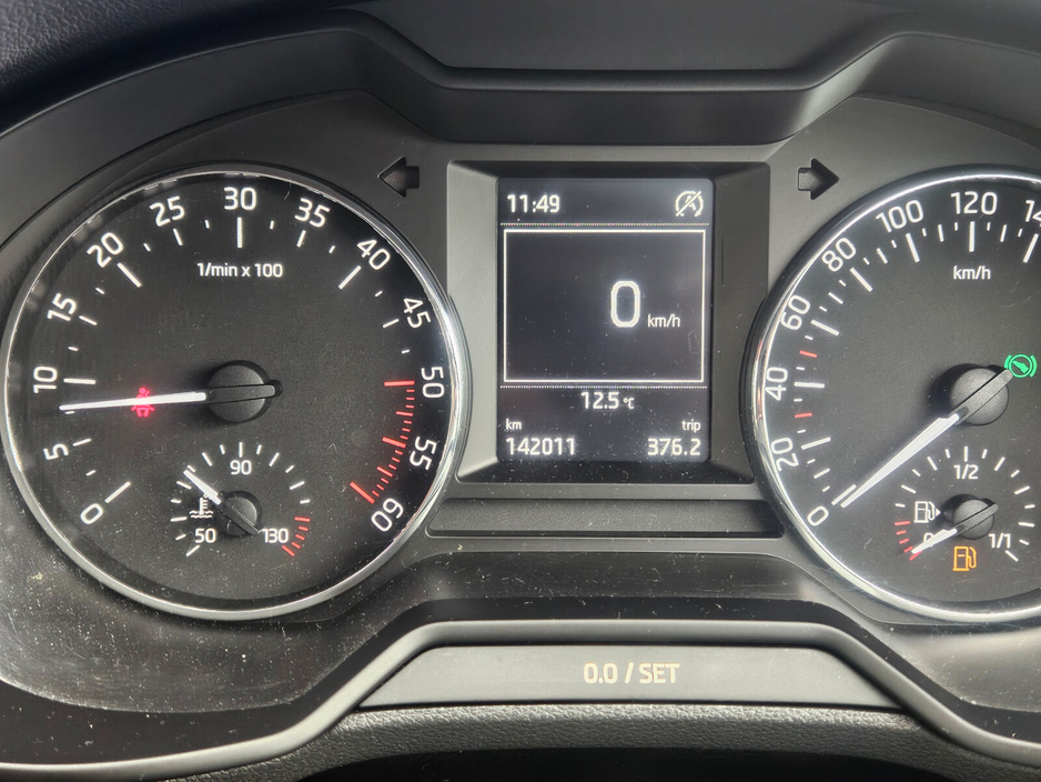 2015 Skoda Octavia COMBI AMBITION 1.6TDI 110HP DSG €10,450