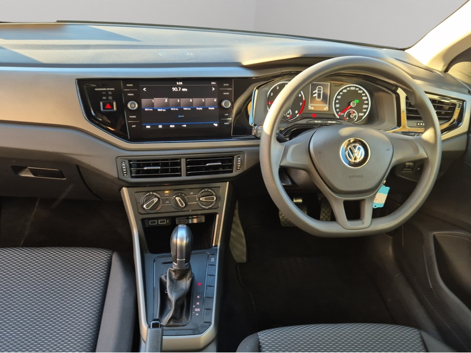 2020 Volkswagen Polo 1.0 AUTOMATIC *** ONLY 1,600 MILES FROM NEW **** CRUISE CONTROL ****  202 REG *** €19,950