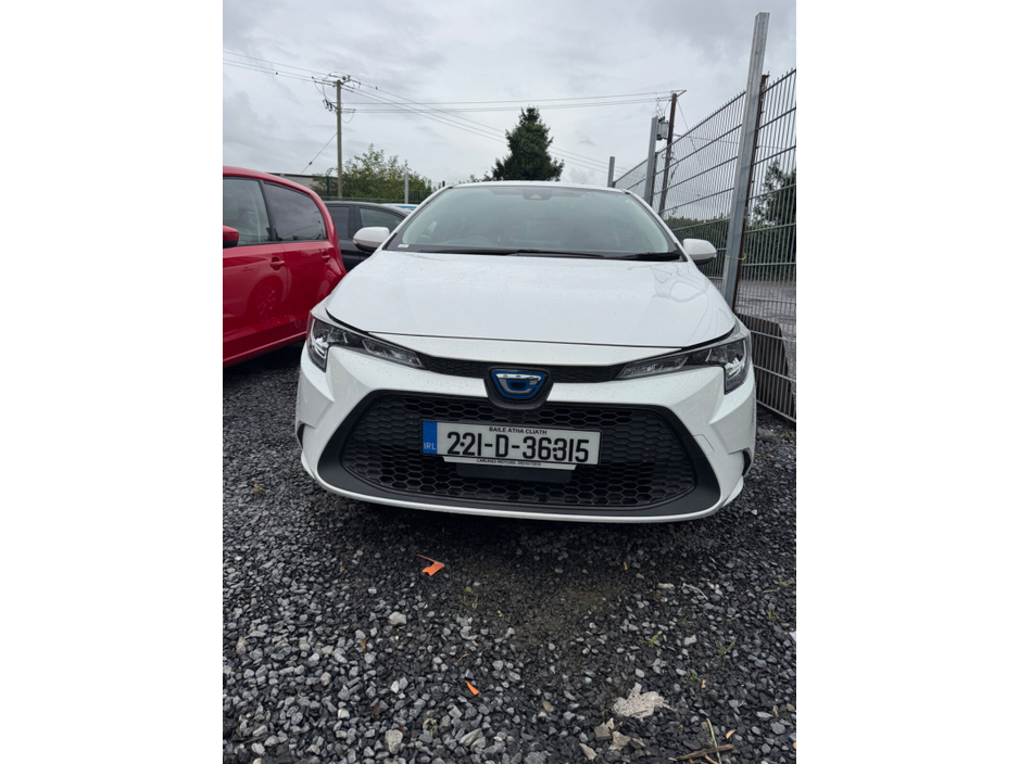 2022 Toyota Corolla 1.8 Hybrid Luna Hatchback €19,999