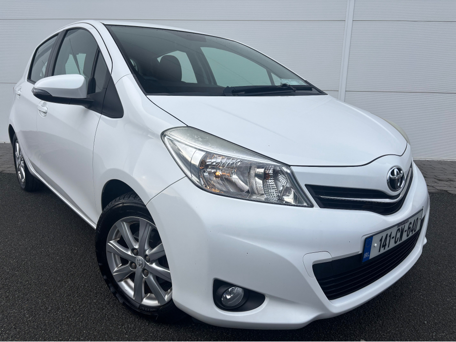 2014 Toyota Yaris 1.0 AURA 4DR €8,995