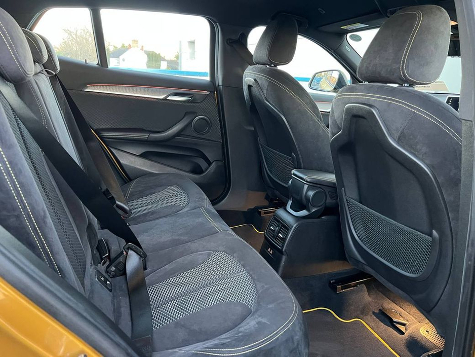 2019 BMW X2 XDRIVE18d 2.0 // 19" M-SPORT ALLOYS // HEATED SUEDE SEATS // ADAPTIVE CRUISE CONTROL €26,900