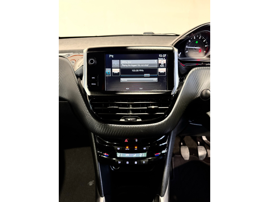 2017 Peugeot 2008 ACTIVE 1.2 PURETECH 82 4DR €9,990