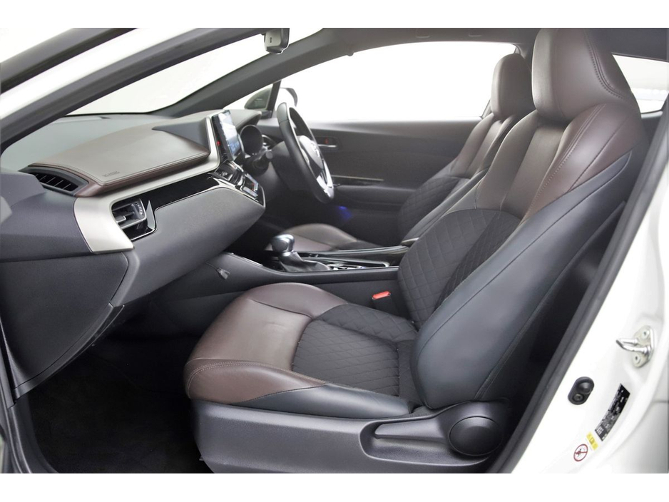 2018 Toyota C-HR 1.8 HYBRID *BI-TONE ROOF*HALF LEATHER*10"ANDROID CAR PLAYER* €21,490