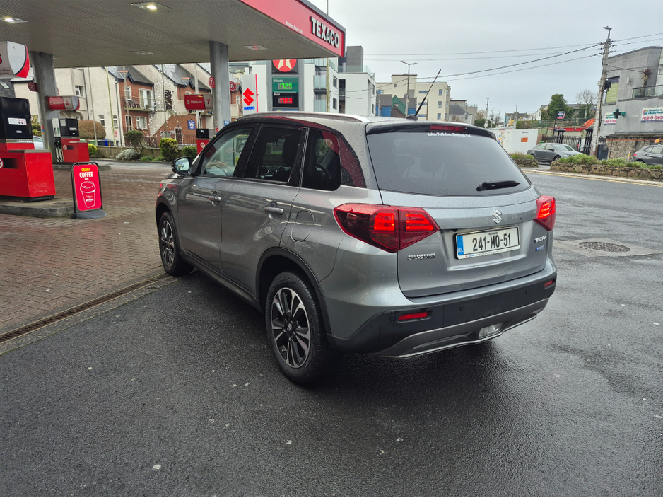 2024 Suzuki Vitara 1.4 B/JET HYBRID SZ5 AL €29,500