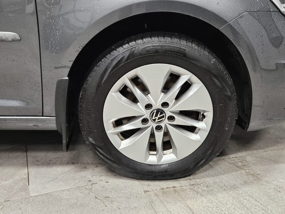 2017 Volkswagen Caddy  €16,950