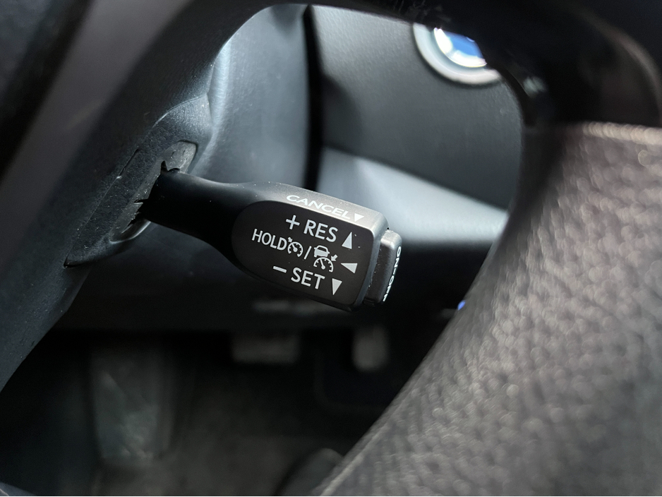 2020 Toyota C-HR S HYBRID AUTOMATIC 1.8 PETROL //ADAPTIVE CRUISE CONTROL//KEYLESS ENTRY//REVERSE CAMERA// €21,950