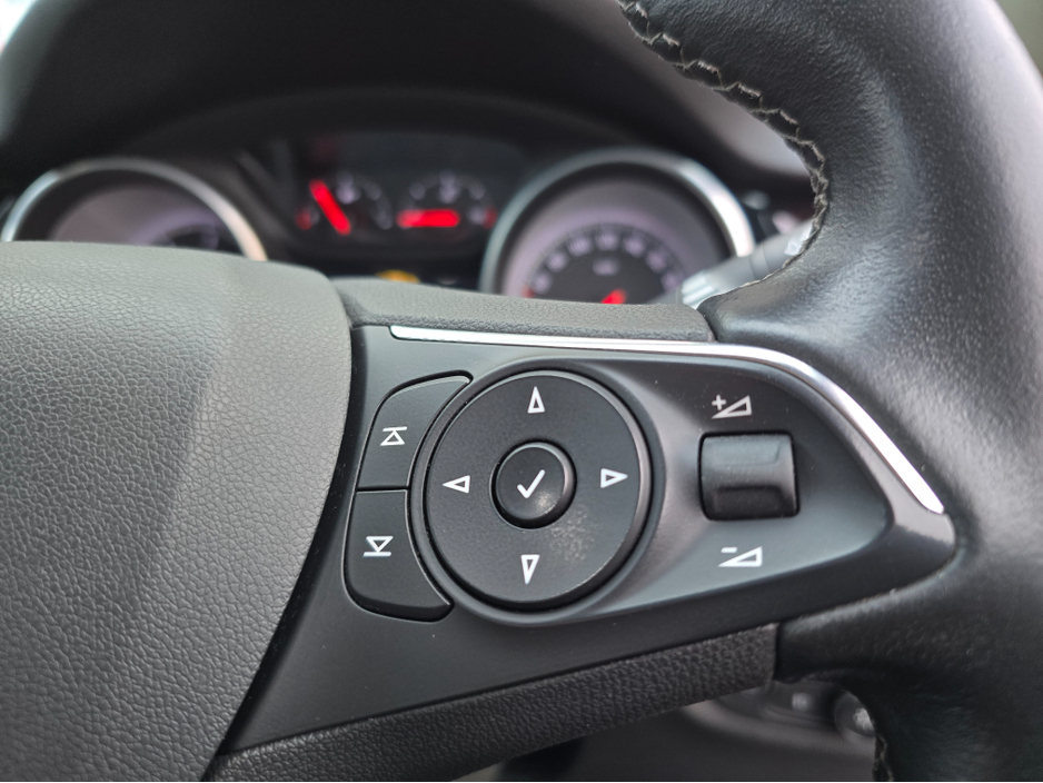 2018 Opel Insignia GRAND SPORT SRI 1.6 1 136PS 5DR €12,950