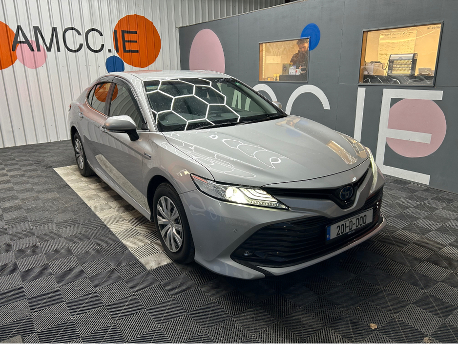 2020 Toyota Camry €21950! 2020 Toyota Camry Hybrid / 79K KMs! €21,950