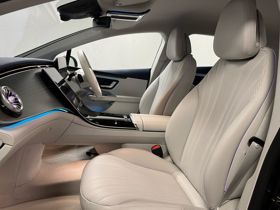 2024 Mercedes-Benz EQE 300 - 19 Inch Alloys - Reversing Camera - Ambient Lighting - Sat Nav - Climate Control - Heated Seats - Keyless Start - Apple CarPlay/Android Auto - €69,950 or €70,900 with Supagard Vehicle Protection €62,950