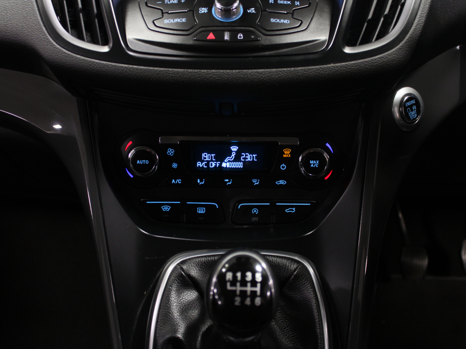 2017 Ford Kuga TITANIUM 2.0 TD 120 S6 M6 F 5DR FWD €14,950