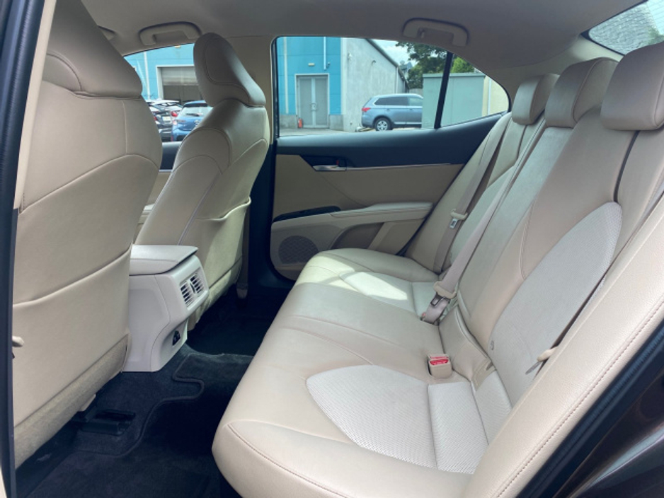 2021 Toyota Camry Platinum €32,995