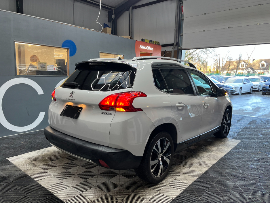 2016 Peugeot 2008 2016 PEUGEOT 2008 AUTOMATIC 4 CROSS CITY 1.2 AUTOMATIC / HEATED SEATS / PARKING SENSORS €11,950