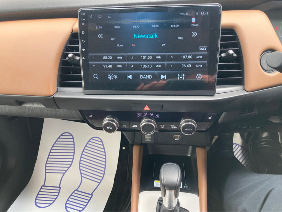 2020 Honda Fit 1.5i Petrol Hybrid Automatic Luxe Model €19,950