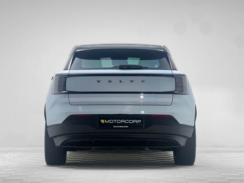 2024 Volvo EX30 PLUS PERFORMANCE AWD 69KWH 422HP €34,990