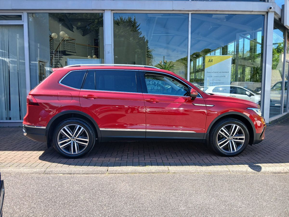 2024 Volkswagen Tiguan Allspace ELEGANCE 2.0TDI DSG 150HP €52,950