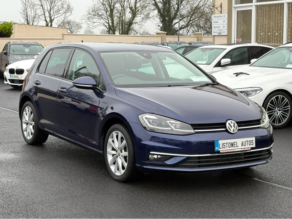 2018 Volkswagen Golf COMFORTLINE 1.2 AUTOMATIC * REAR VIEW CAMERA, AUTO LIGHTS, ADAPTIVE CRUISE CONTROL, POWERED FOLDING HEATED MIRRORS, LUMBAR SUPPORT, 2 KEYS, TOUCH SCREEN RADIO, MULTIFUNCTION STEERING WHEEL* €18,950