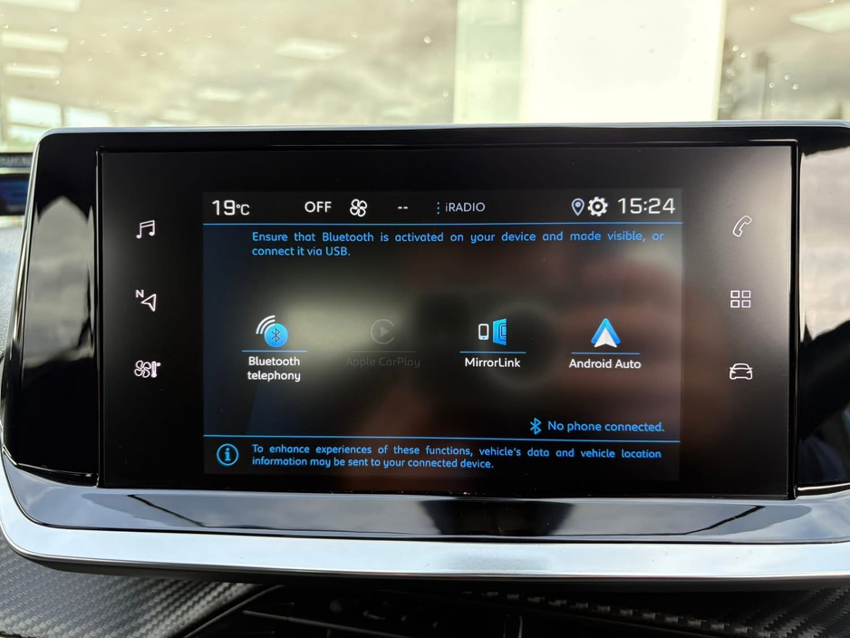 2022 Peugeot 2008 ALLURE PREMIUM + B-H BLUEHDI PLUS S/S €22,999