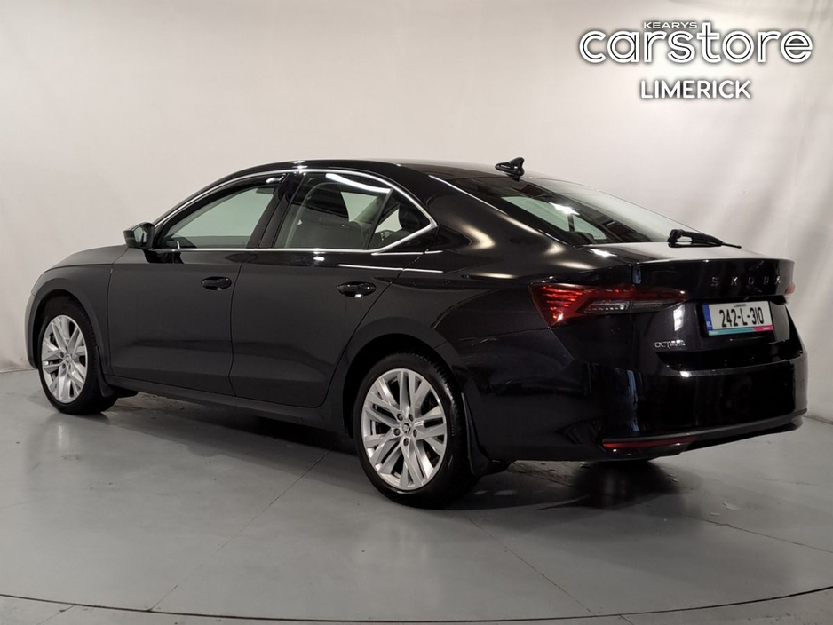 2024 Skoda Octavia Selection 2.0TDI 115HP €31,880