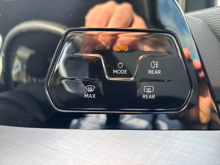 2025 Volkswagen Golf GOLF EDITION 75 2.0 TDI 116HP €31,975